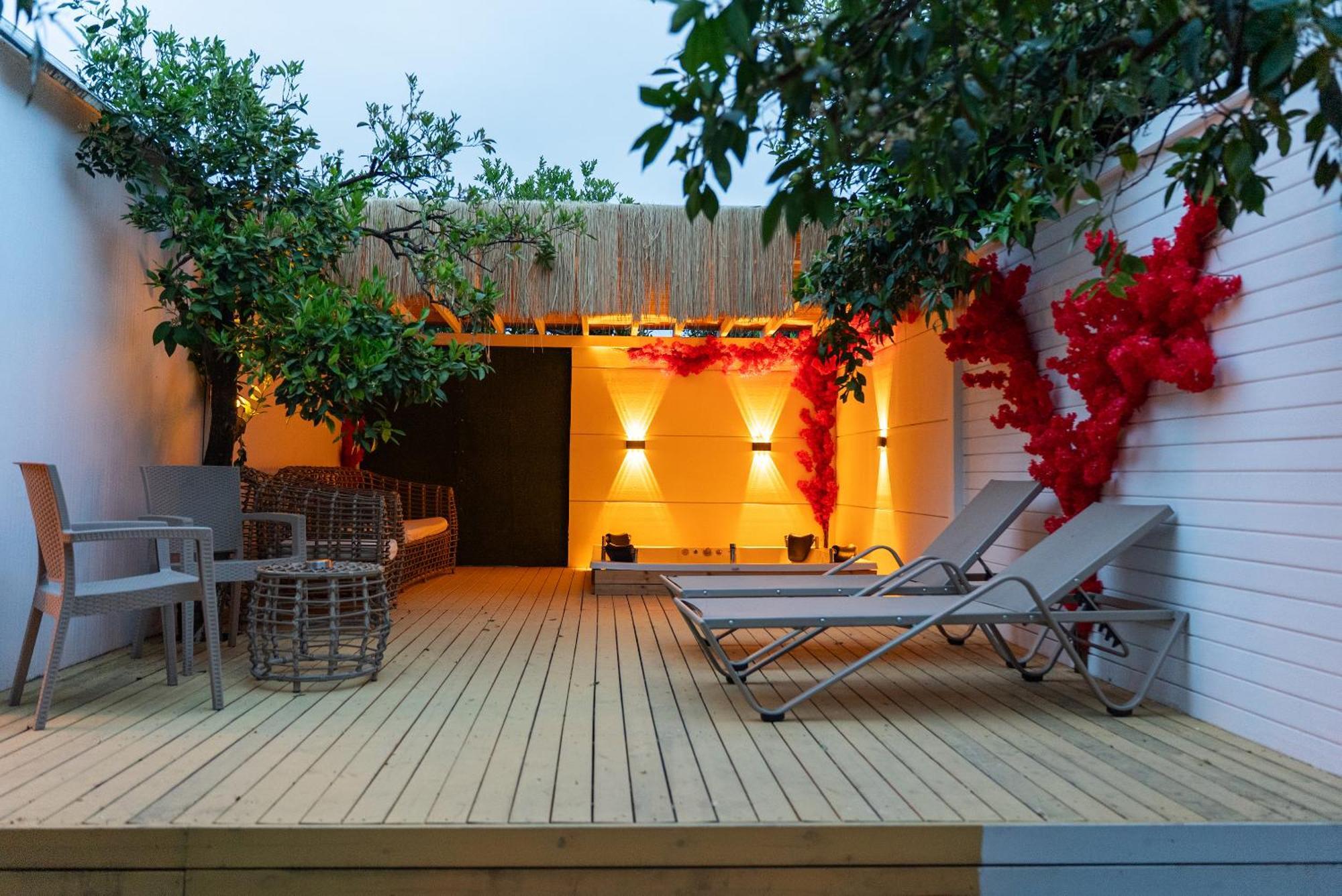 Collesium Garden Aparthotel